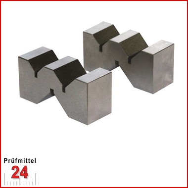 Dreifach Prismen Paar aus Spezialstahl 50 x 19 x 24 mm
3 einschnittwinkel je 90°,  Genauigkeit: 0,01 mm
für Wellen: 5 - 33 mm